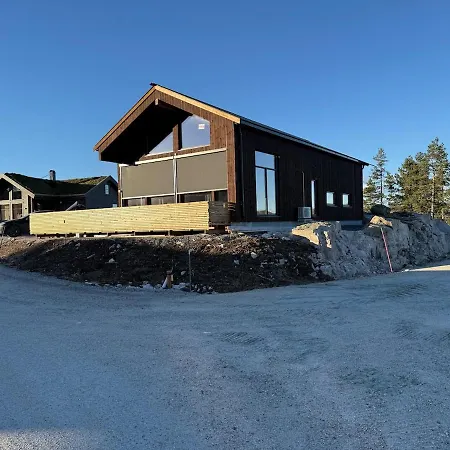 Casa de Férias New And Completed Year-round At Gautefall *