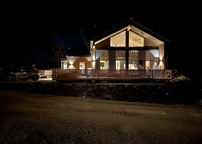 Dom wakacyjny New And Completed Year-round At Gautefall *
