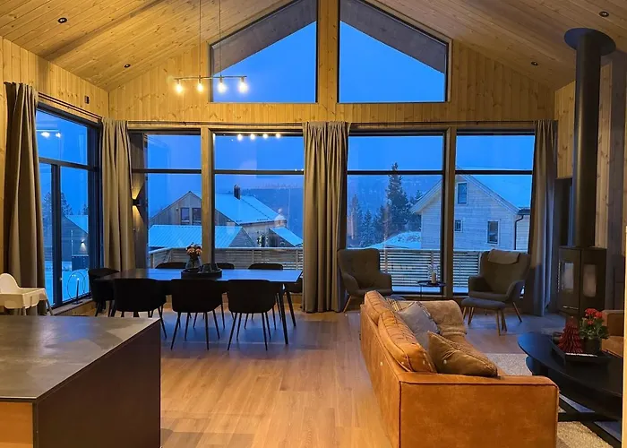 Dom wakacyjny New And Completed Year-round At Gautefall